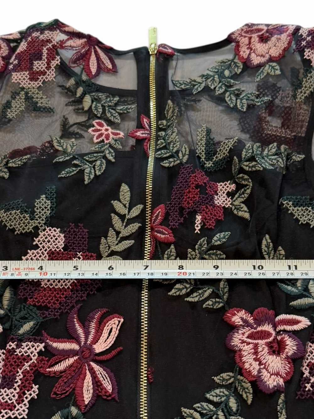 Calvin Klein NWT Black Floral Embroidered Cocktail Dress Size 10 - Picture 9 of 13